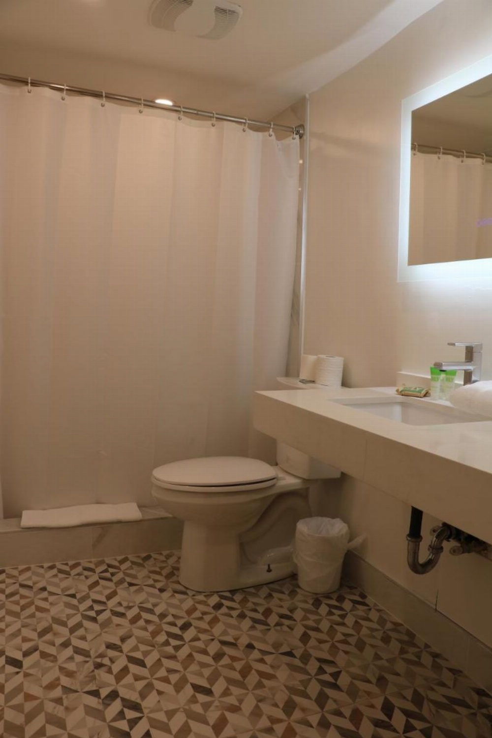 Pembroke Inn Image 38